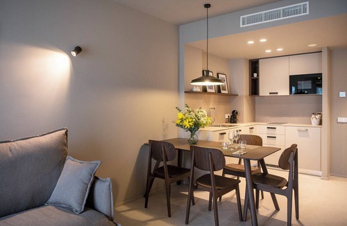 Banyoles Apartment | APARTAMENTS LA CARPA