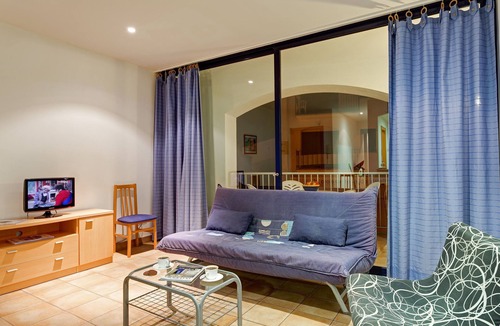 Calella de Palafrugell Apartment | Apartment near the beach very well equipped and central ideal for families Brava