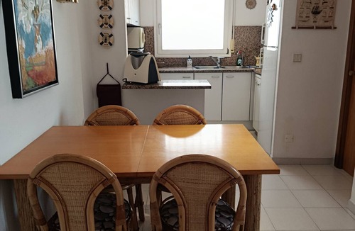 Llanca Apartment | Apartment 150 m beach with garden and garage