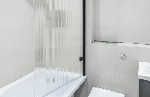 Brentwood Apartment | Apartment 3 - UK51648