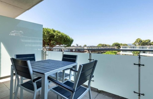 Platja d'Aro Apartment | Apartment 5 minutes from the best beaches of the Costa Brava, ideal for couples.