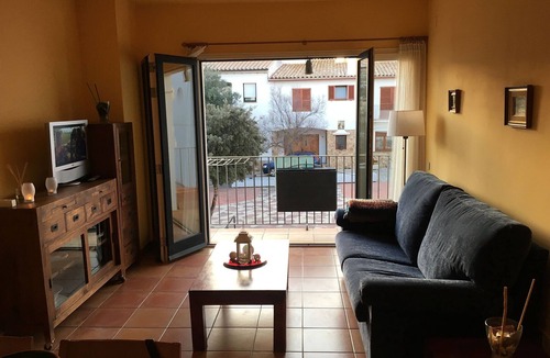 Calella de Palafrugell Apartment | Apartment Antic Plankton - wifi + parking + beach