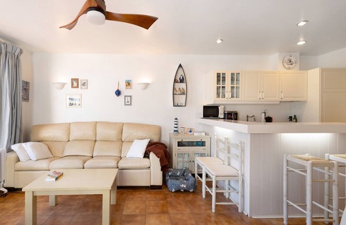 Begur Apartment | Apartment 'Ava Senia 3A' with Sea View, Shared Pool and Wi-Fi