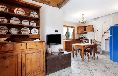 Pila Apartment | Apartment 'Bilocale 1' with Mountain View, Shared Terrace and Wi-Fi