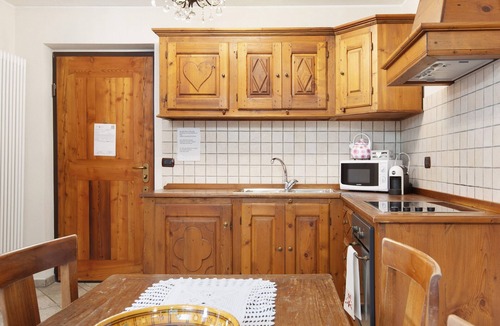 Pila Apartment | Apartment 'Bilocale 4' with Mountain View, Shared Terrace, and Wi-Fi