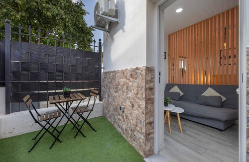 Jerez de la Frontera Apartment | Apartment 'Casa Abuela Maria' with Private Terrace and Wi-Fi