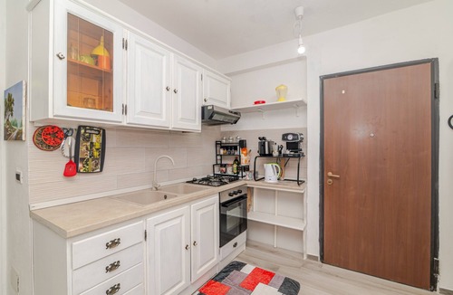 La Maddalena Apartment | Apartment 'Casa Murticciola' with Balcony, Wi-Fi and Air Conditioning
