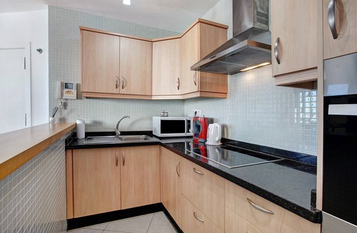 El Medano Apartment | Apartment Edificio Los Martines with Sea View, Pool & Wi-Fi