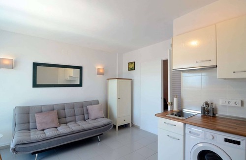 Els Griells Apartment | Apartment Els Griells near Beachfront