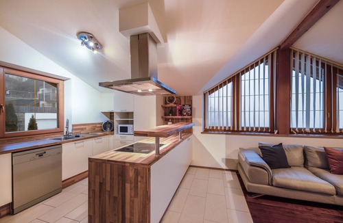 Cornedo All'isarco Apartment | Apartment "Huck" with Mountain View, Balcony & Wi-Fi