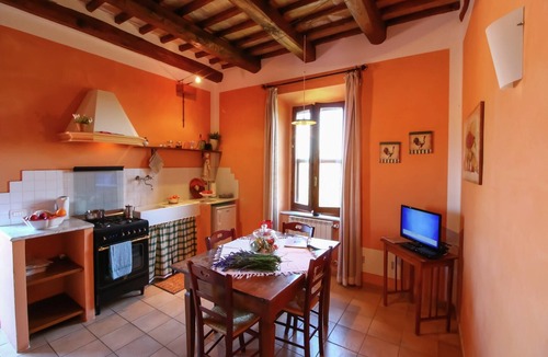Montalto di Castro House | Apartment in Montalto near Lake and Pool