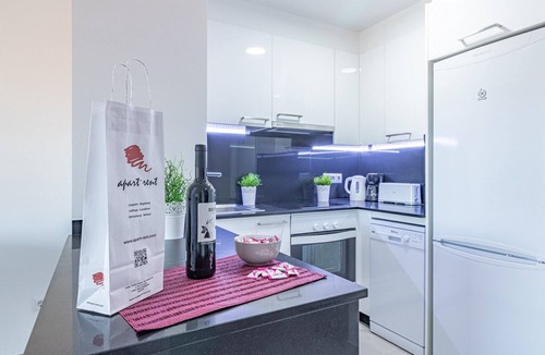Empuriabrava Apartment | Apartment in Empuriabrava with Sea Views