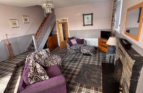 Wick Apartment | Apartment Sleeps 2 with WiFi