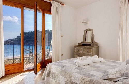 Tamariu Apartment | Apartment with sea views, very close to the beach, ideal for families