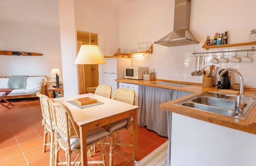 Tamariu Apartment | ApartmentsTamariu#5 🌊 Cozy Retreat with Terrace