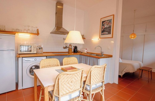 Tamariu Apartment | ApartmentsTamariu#5 🌊 Cozy Retreat with Terrace