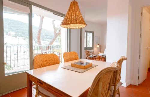 Tamariu Apartment | ApartmentsTamariu4 Unbeatable views 50m to beach