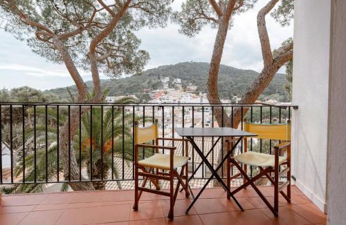 Tamariu Apartment | ApartmentsTamariu4 Unbeatable views 50m to beach