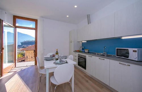 Riva del Garda Apartment | Appartamento Blu - Flat with Balcony, Riva del Garda, Italy