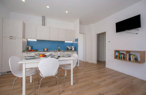 Riva del Garda Apartment | Appartamento Blu - Flat with Balcony, Riva del Garda, Italy