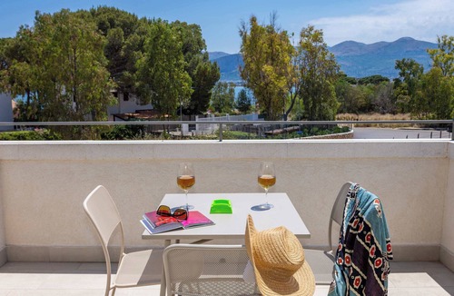 Carini Apartment | Appartamento "Isola di Marettimo 2"