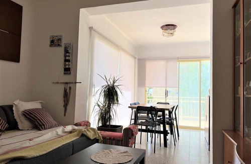 Bon Relax Apartment | Apt Sant Pere Pescador - Pool & Wifi, Terrace Field View