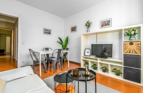 el Fort Pienc Apartment | Arc de Triomf Base 4BR for 5 Lift