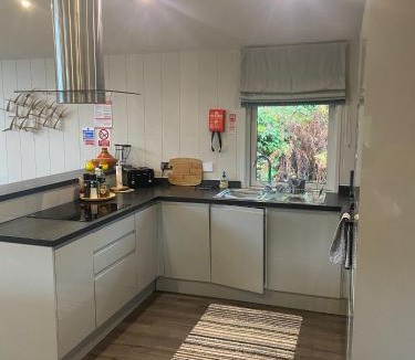 Netherton Ski Chalet | Ardeonaig Rock
