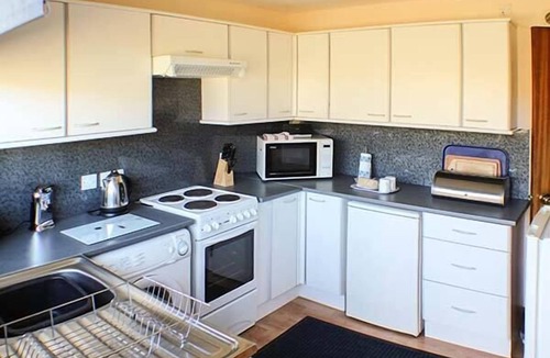 Waternish Cottage | Ardmore
