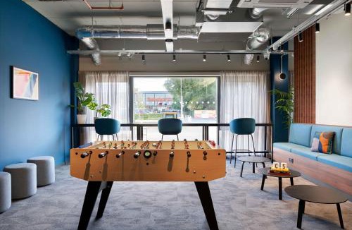Gorgie Apartment | Argyl - Westfield Summer Budget Accommodation, Adults Only