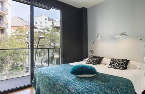 Sant Gervasi Apartment | arpartamento 3 rooms 6 people with private terrace in Sarrià - Free WiFi