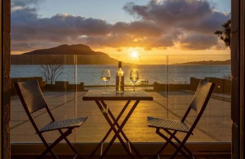 Isle of Arran House | Arran Shores Luxury Shorefront Suite 1