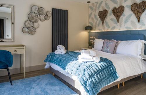 Isle of Arran House | Arran Shores Luxury Shorefront Penthouse Suite 10