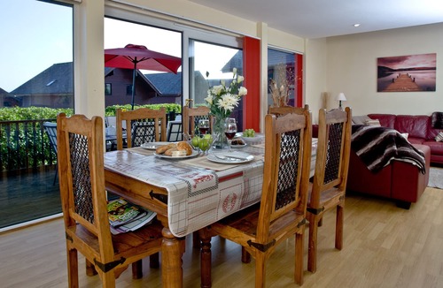 Winnard's Perch Ski Chalet | Ash Lodge - Retallack