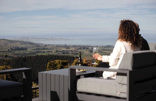 Kaikoura House | Ata Rangi Lodge | Kaikōura