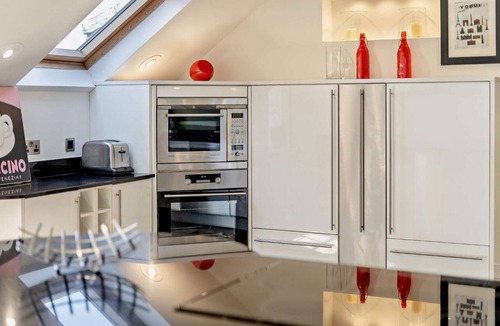 West End Apartment | Awesome 3 bedroom flat in Edinburgh’s West End