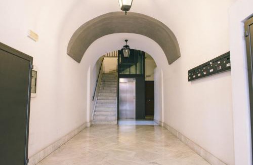 Historical Center House | B&B Chiaia 32
