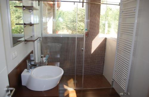 Becerril de la Sierra Bed & Breakfast | B&B Concha