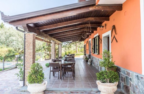 Roccadaspide Bed & Breakfast | B&b La Mortella With Pool
