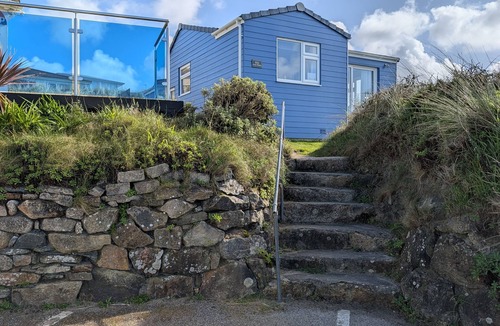 Hayle Apartment | B32 Swiss Chalet, Riviere Towans