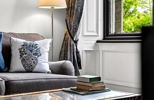 Paisley Apartment | Balgonie House on Acer Crescent