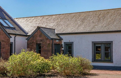 Alexandria Cottage | BALLAGANLEA, pet friendly, country holiday cottage in Balloch