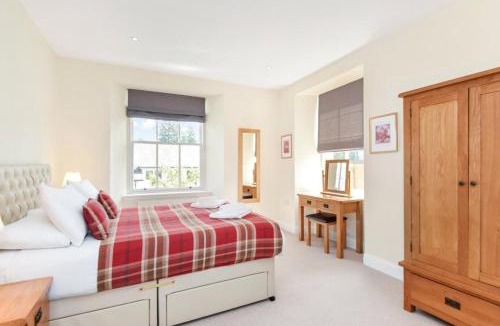 Killin Apartment | Balmore - 3 Bedroom Townhouse, heart of Killin