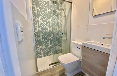 Pedregalejo Apartment | BALNEARIO - Moderno Estudio en Pedregalejo, playa a 400 metros
