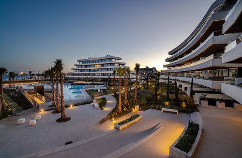 Torremolinos Apartment | Bambu | Beach - pool - gym