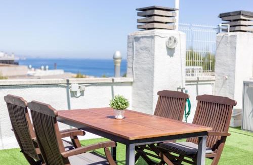 Cap de Salou Apartment | Barbacoa + vistas al mar + playa + piscina.