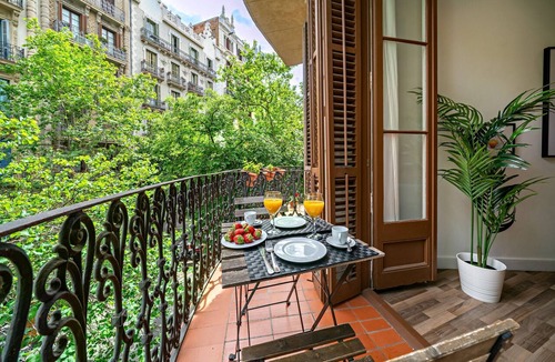 L'Antiga Esquerra de l'Eixample Apartment | Barcelona Balconies - Habitat Apartments