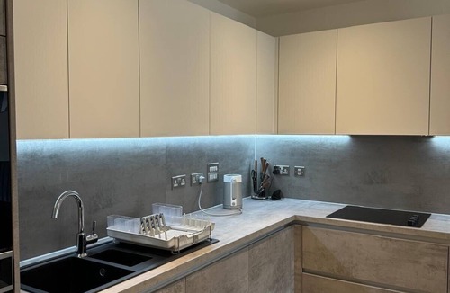 Gascoigne Apartment | Barking Bliss - Bright Apartment with City Views
