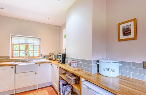 Sturton By Stow Cottage | Barn End