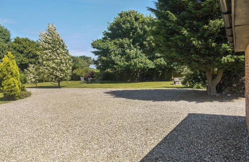 Hopton Cottage | Barn Owl Lodge 4 - UK51497